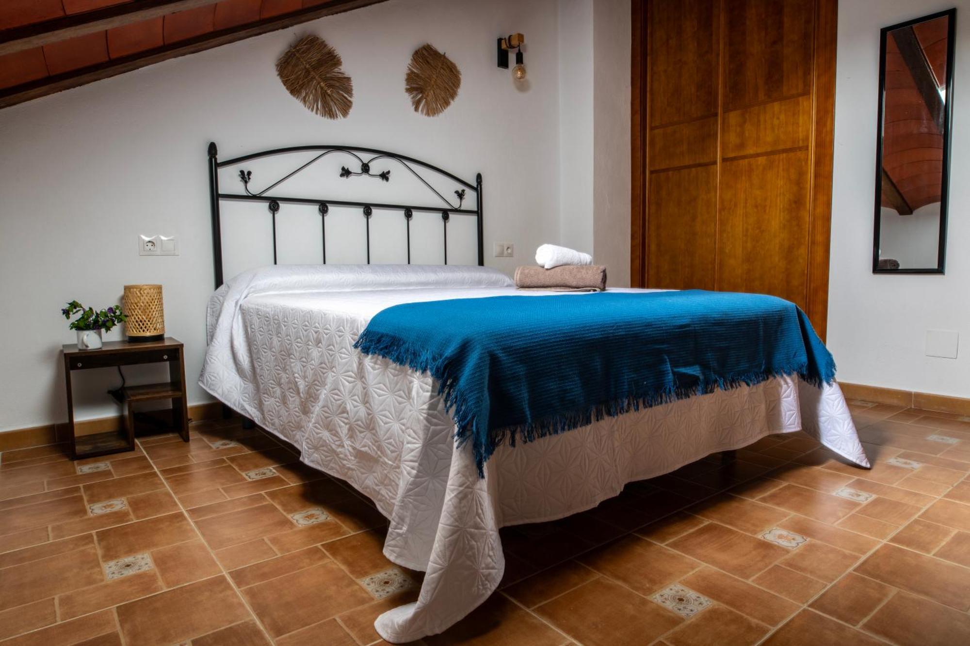 Alojamiento Turistico Loma Alta Cambil Esterno foto