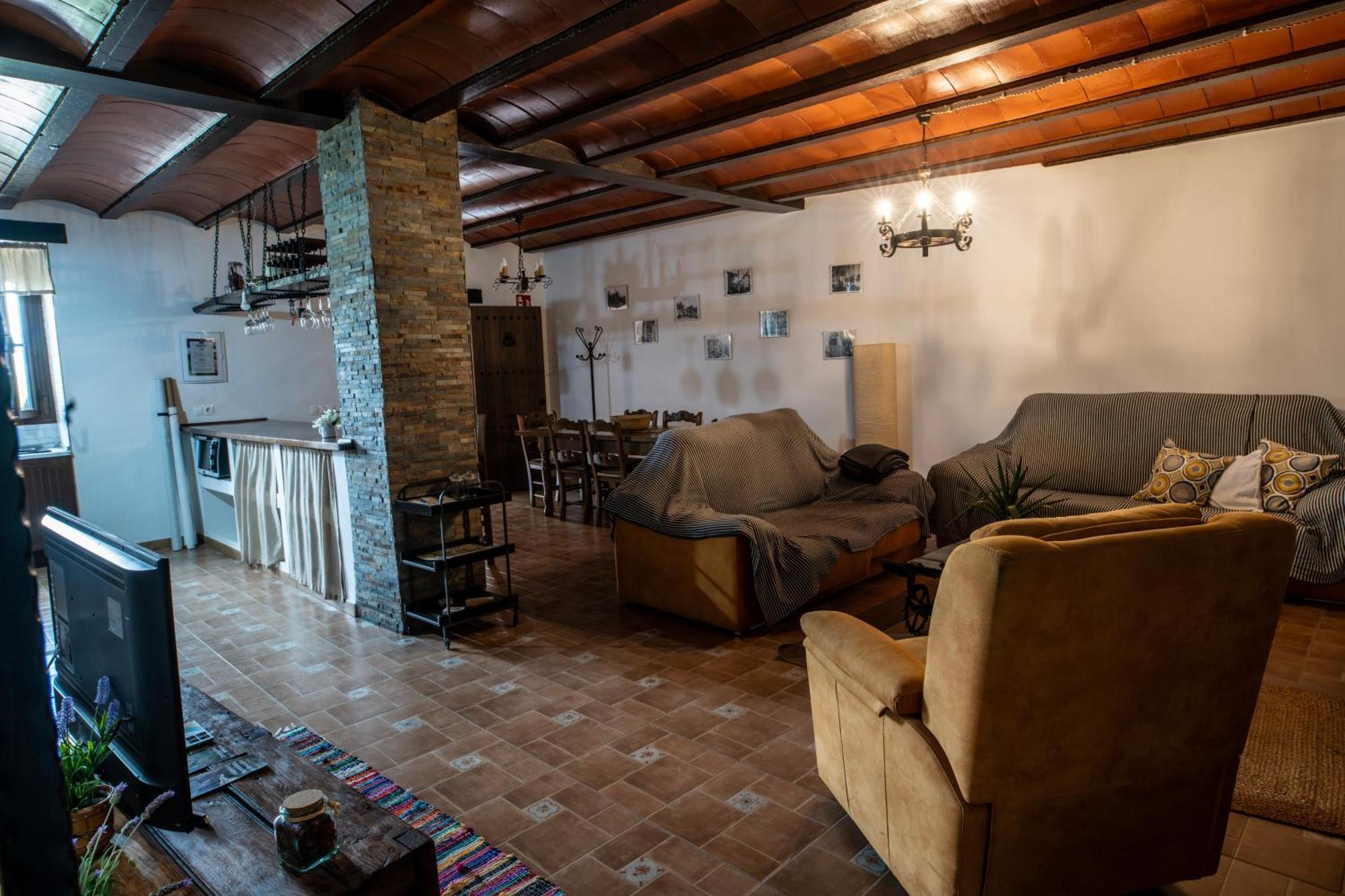 Alojamiento Turistico Loma Alta Cambil Esterno foto