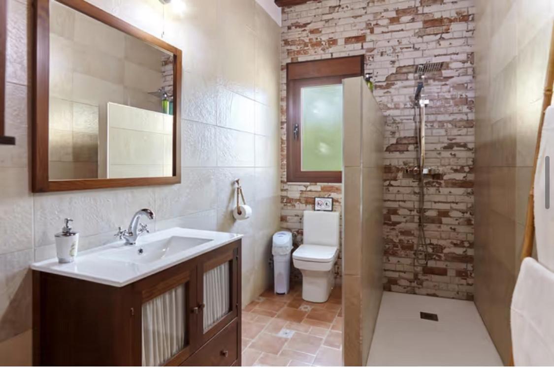 Alojamiento Turistico Loma Alta Cambil Esterno foto